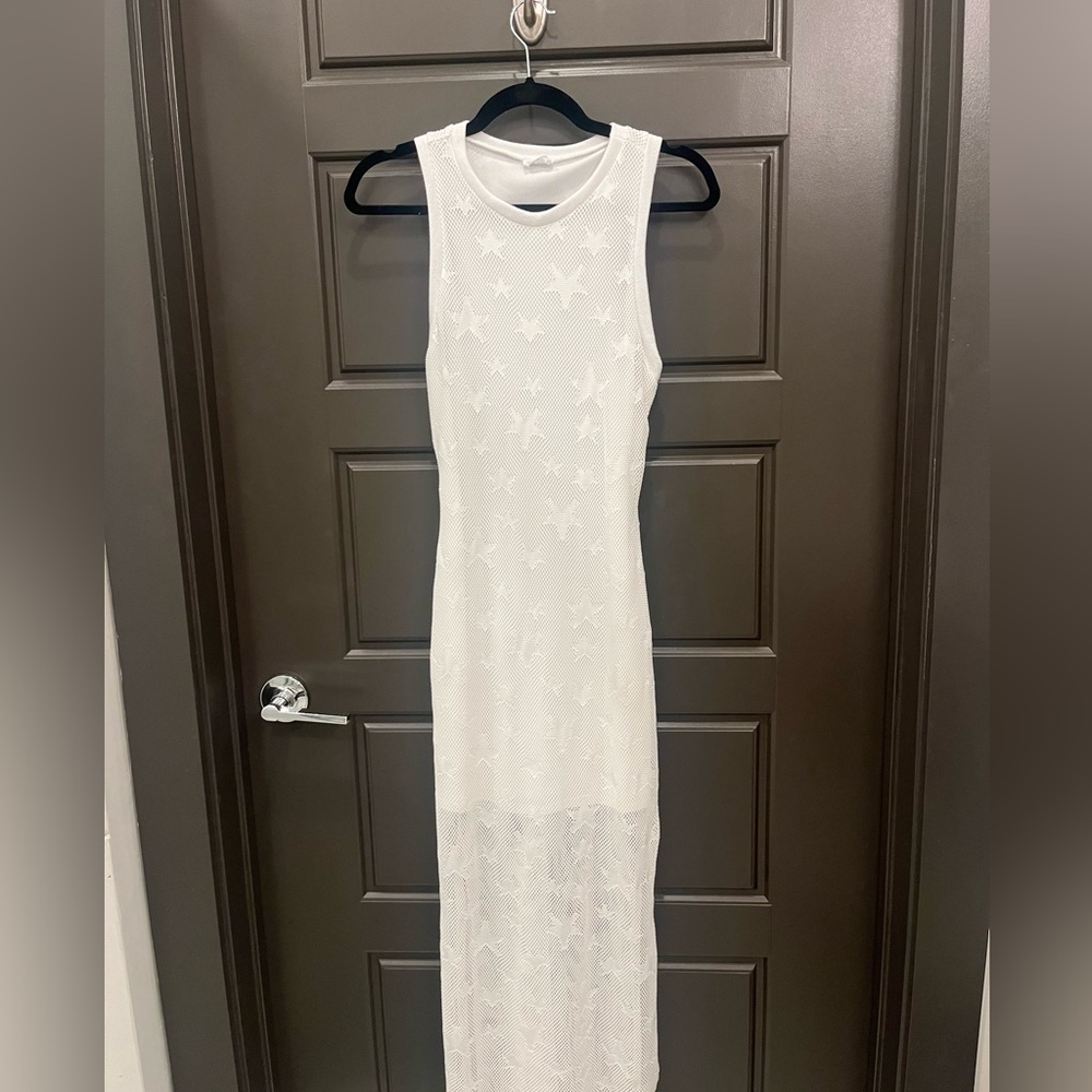Beautiful white star patterned dress.